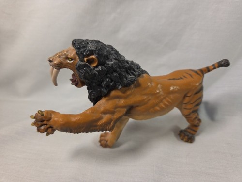 Papo saber tooth - tiger, roaring